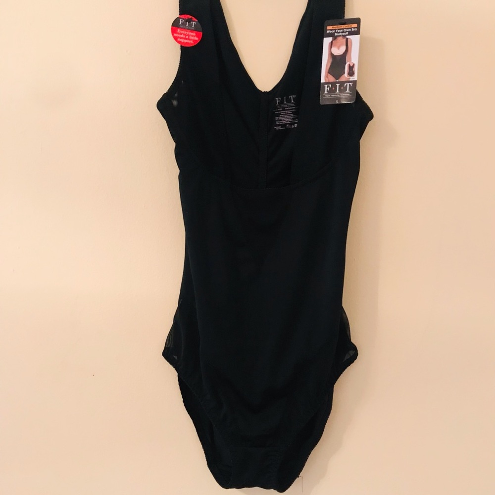 New Fit medium control bodysuit Size L